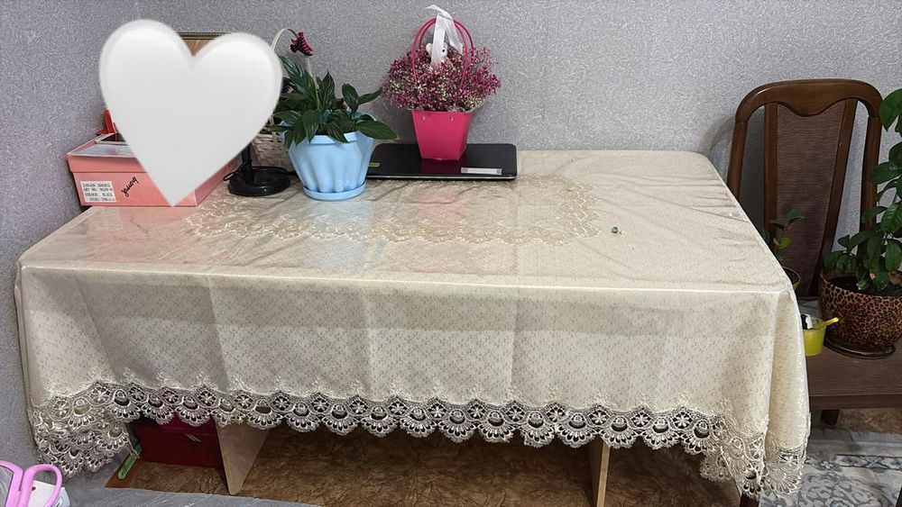 Срочно продам стол 10.000