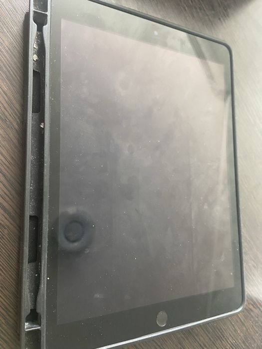 Ipad в хорошем состояние
