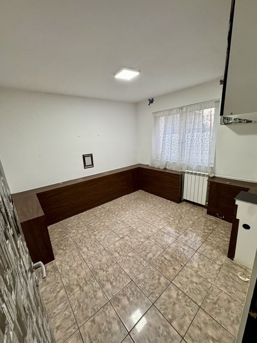 Inchiriem spatiu comercial zona cu potential