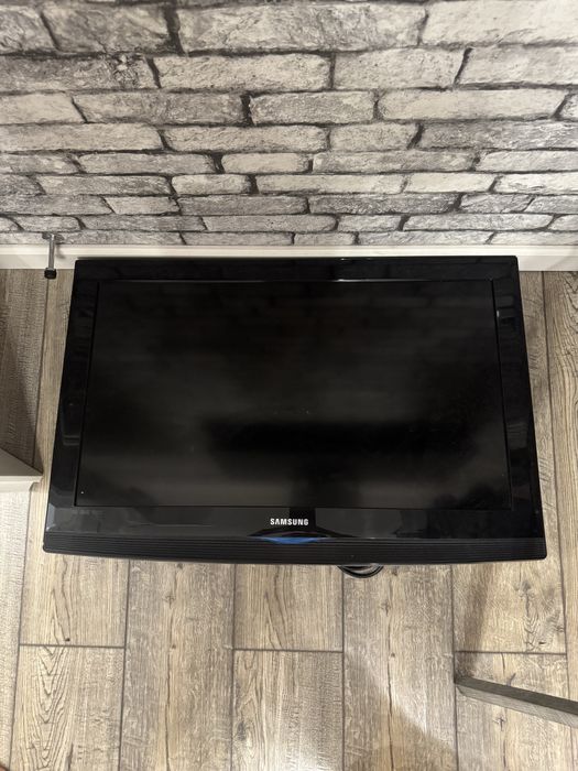 Телевизор SAMSUNG