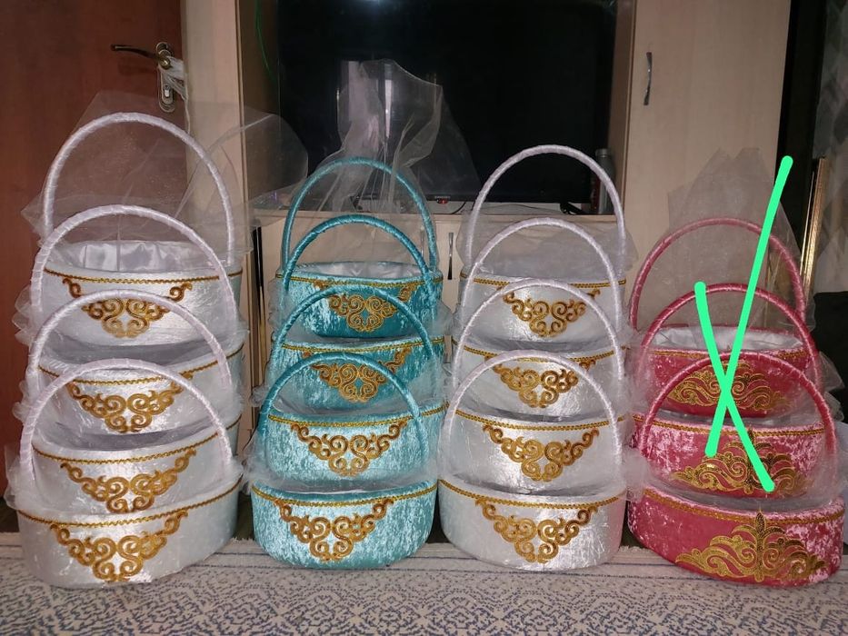 Тойбастар корзина бар