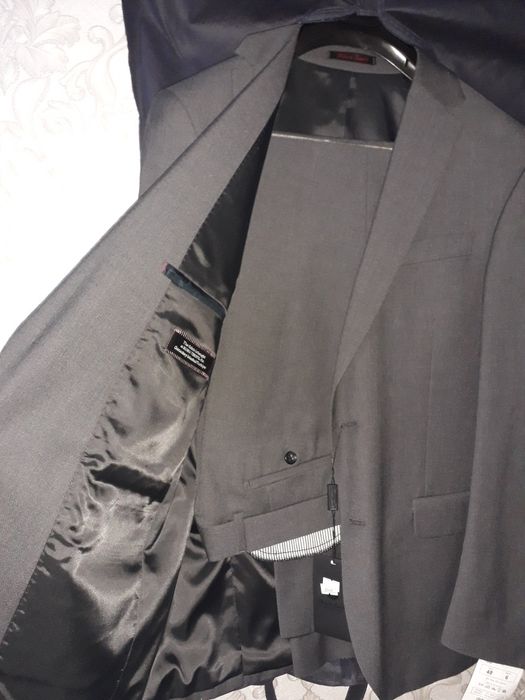 Костюм 48размер.новый