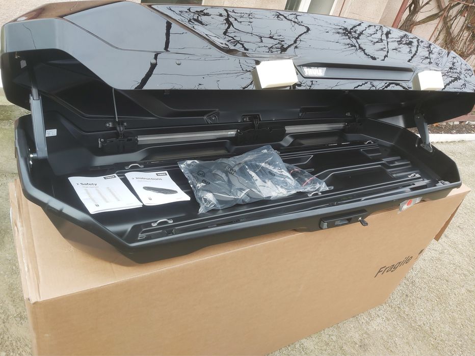 Cutie Portbagaj Thule Motion 3 Sport