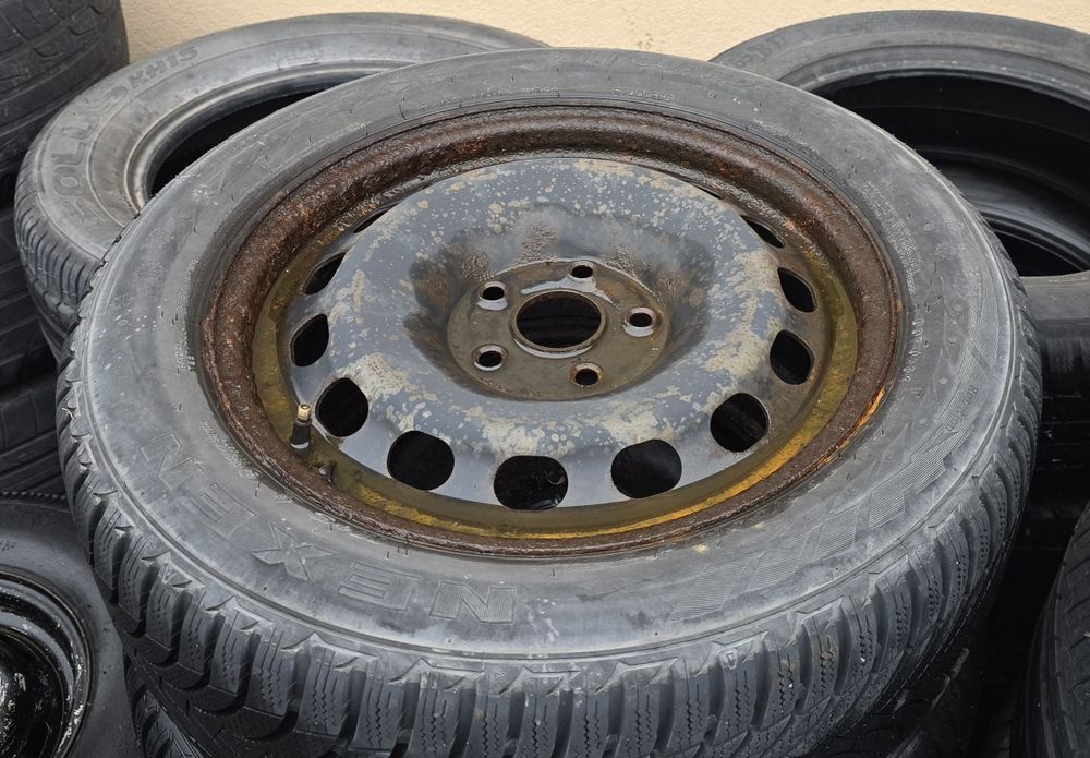 Джанти със зимни гуми 16 цола 205/55/16 за Volkswagen и Audi 5×112