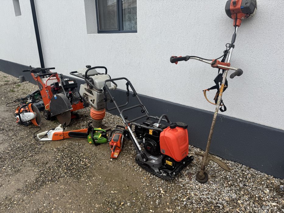Inchiriere utilaje/scule Peris/Ilfov MiniExcavator/Buldo