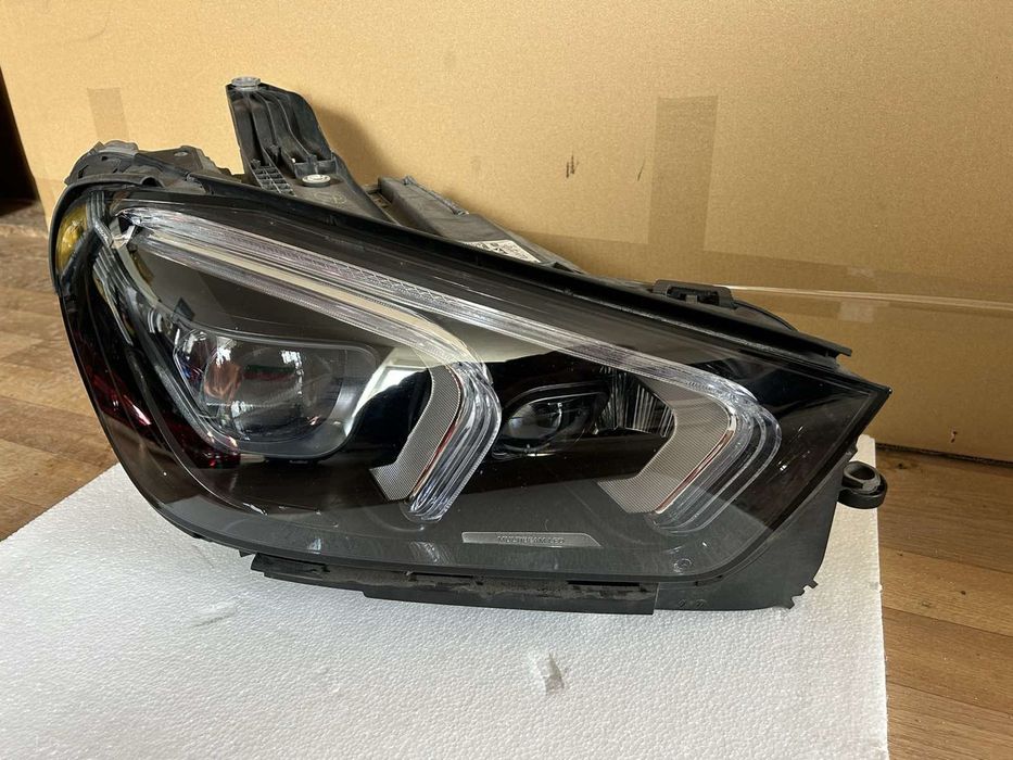 Mercedes GLE W167 фар/фарове