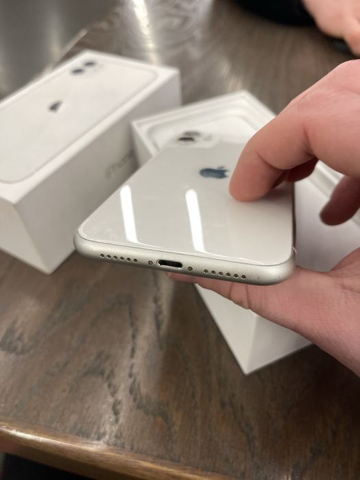 Айфон 11 128гб 100% белый