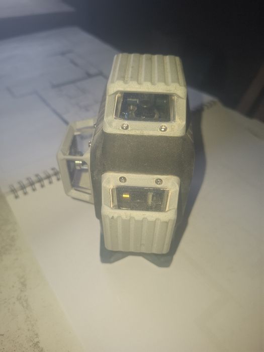 Продам лазерный уровень