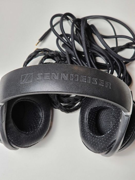 Sennheiser HD700