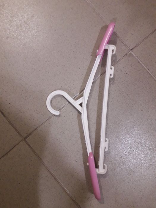 Плечики и прищепки