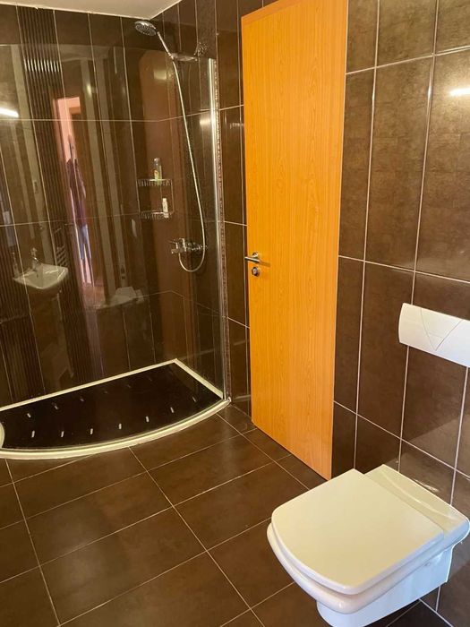 Дава се под наем Четиристаен апартамент в София, Малинова долина - 150 кв.м за 897.6 € - Снимка #7