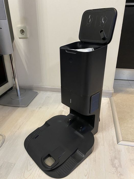 iRobot Roomba i5+ с гаранция
