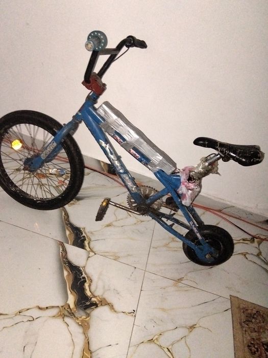 Vând sau schimb bicicleta electrica