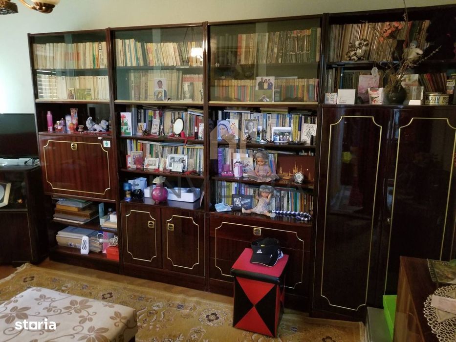 Apartament 4 camere decomandat, etaj intermediar, Manastur La Terenuri