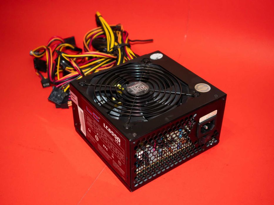 LC POWER LC6550 V2.2 550W Компютърно захранване ATX PC PSU