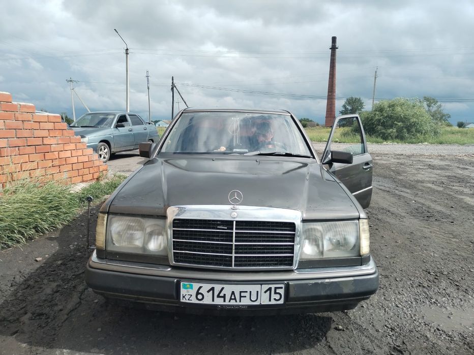 Mersedes benz e200