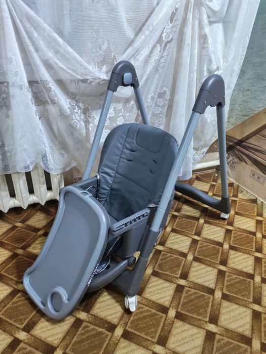 Продам стульчик для кормления