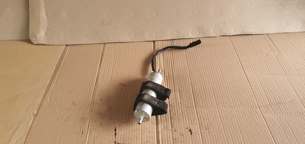 Pompa auxiliara combustibil motorina audi a4 b8 a5 2.0 tdi 8K0 906 095