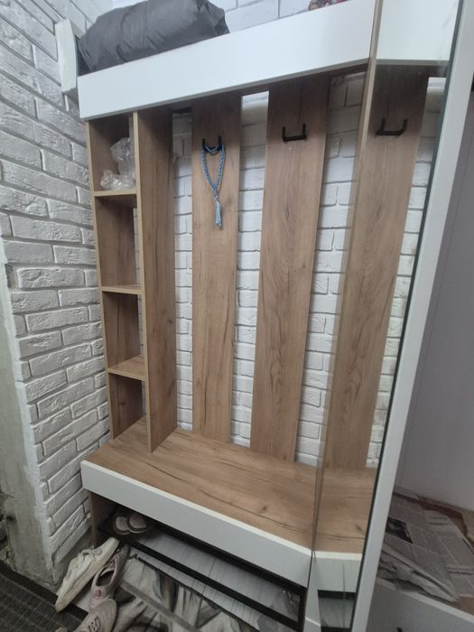 Продаётся шкаф для прихожей