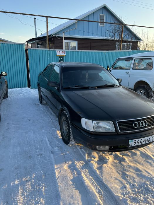 Ауди 100 с4 2,3 на КАРБЮРАТОРЕ.