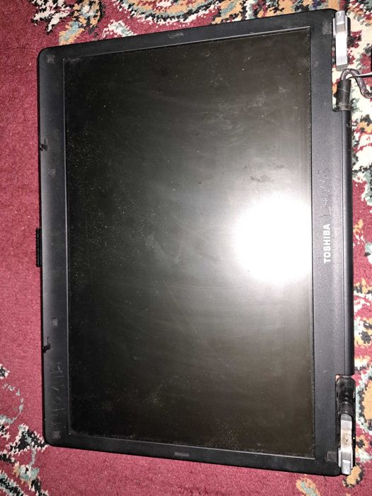 Display uri Laptopuri  Functionale