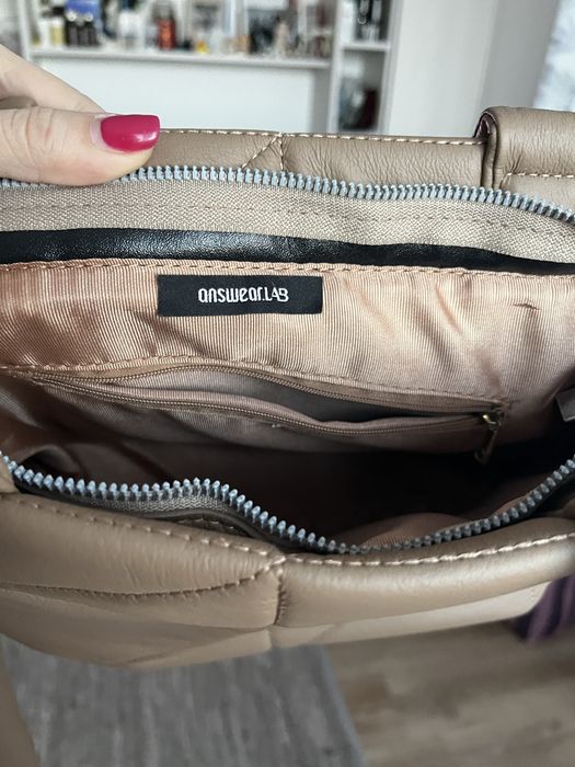 Малка дамска чанта