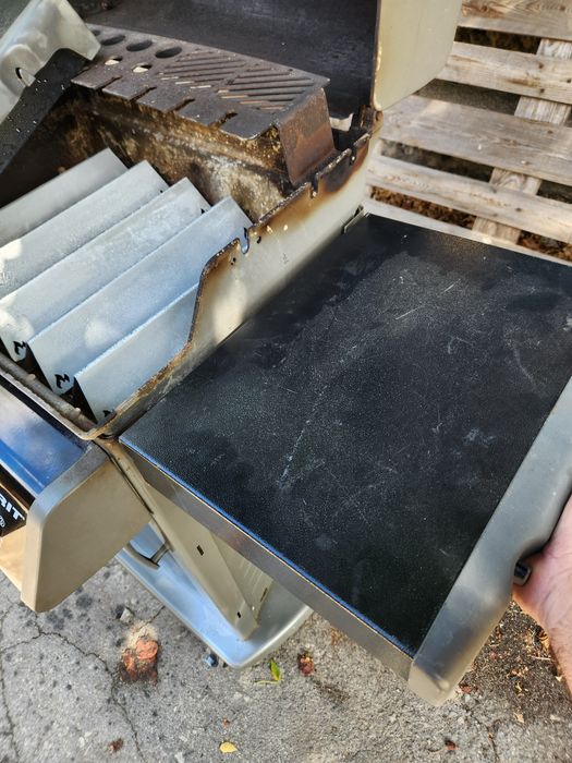 Газово барбекю Weber