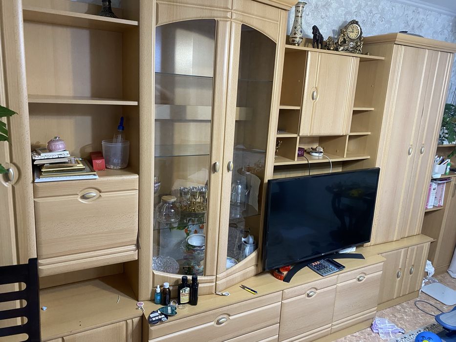 Продам стенку шкаф, возможен торга