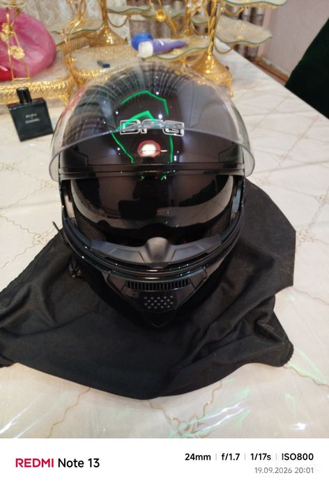 Moto shlem xali yengi