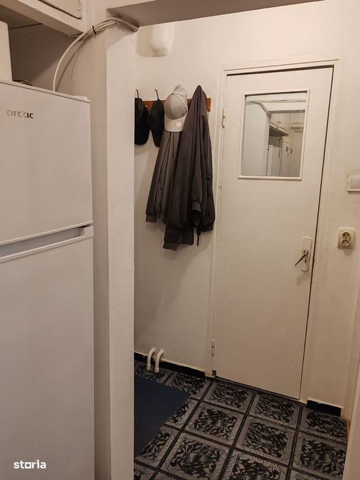 Berceni,Straja Resita,Str Gradistea Mega Image