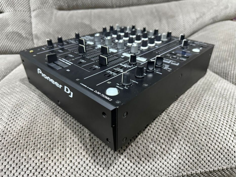 Mixer Pioneer 750 mk2
