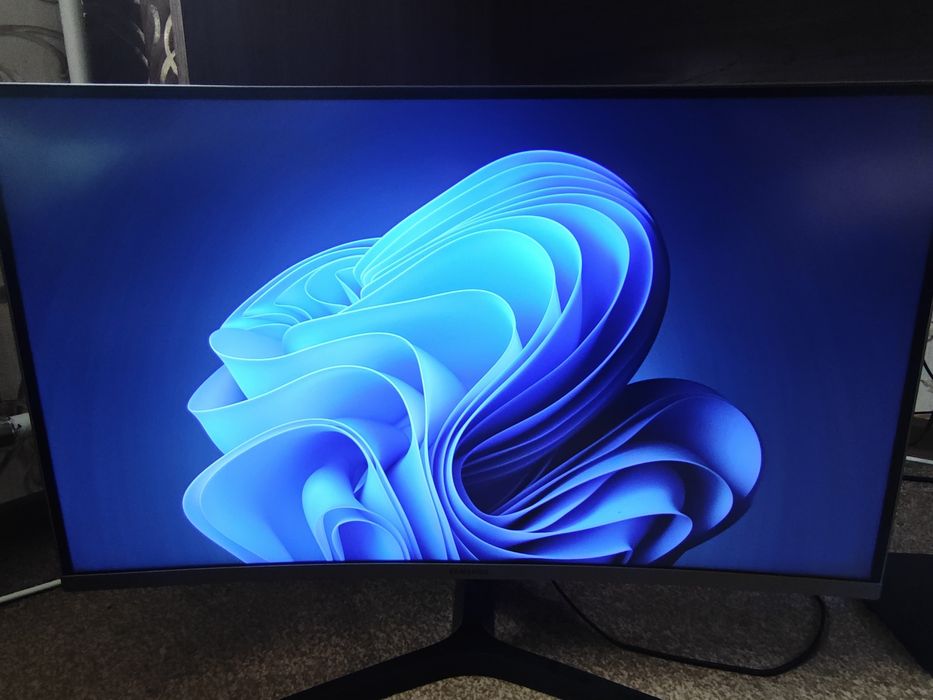 Монитор samsung 27 QHD 144hz