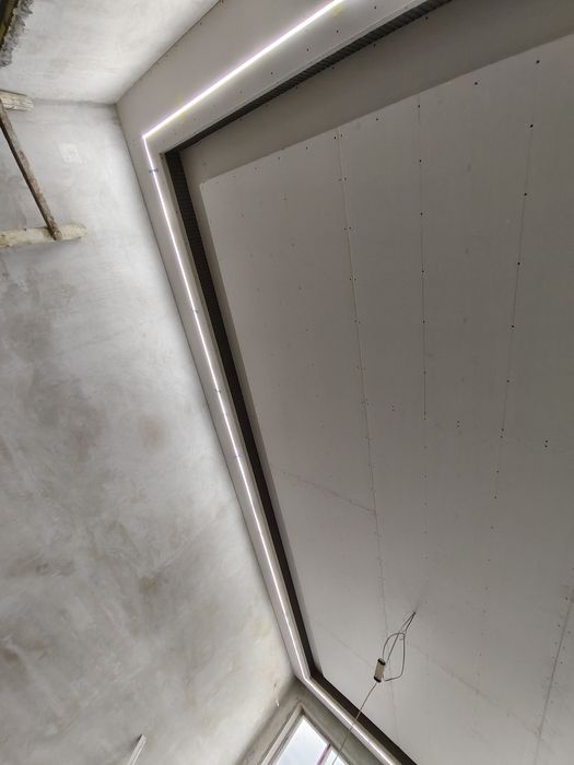 Qurilish uchun Universalni Ustalar bor . Quruvchi .malyarchik. plotnik