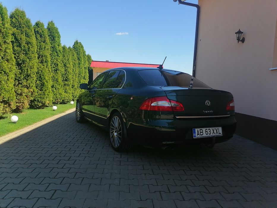 Vând Skoda Superb 2