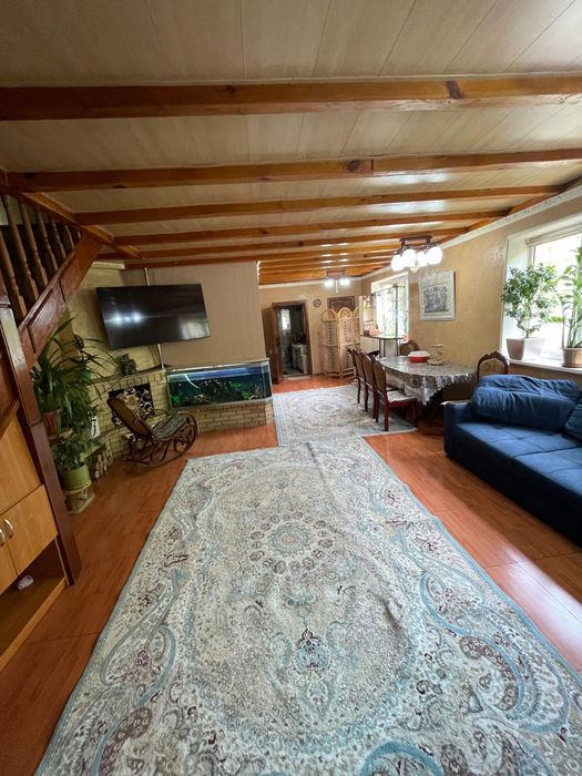 Продается 2х этажный дом