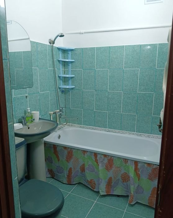 Сдам 3х.ком квартиру в районе Уюта