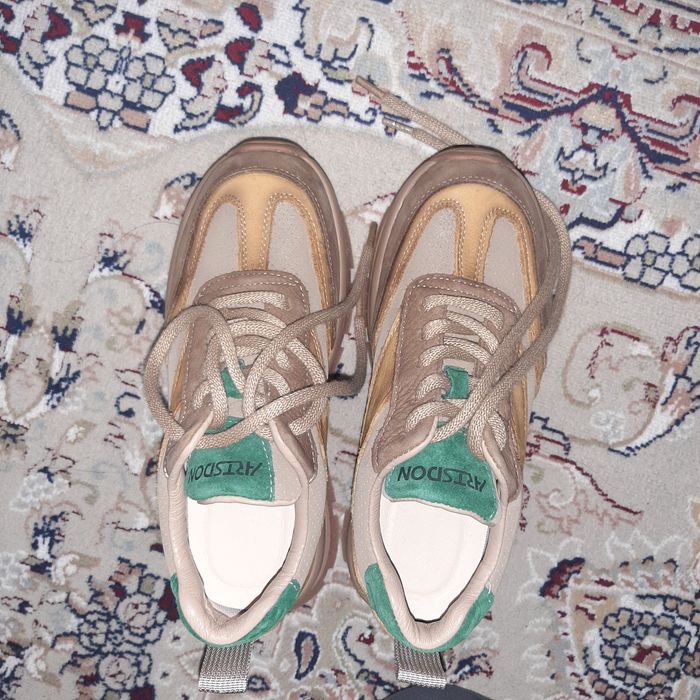 Кроссовки кожаные