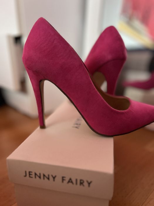 Розови обувки на висок ток