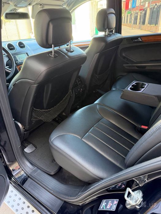 Mersades benz 350 ml xolati juda ideal