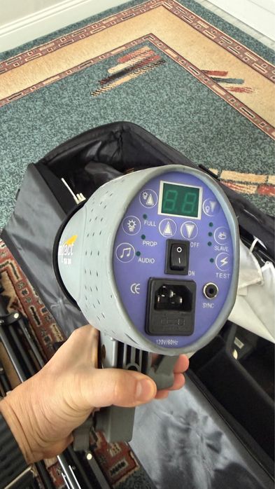 ПРОФИ комплект студийного света Jinbei + Impact