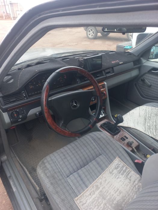 Продам мерседес Е200 есть обмен
