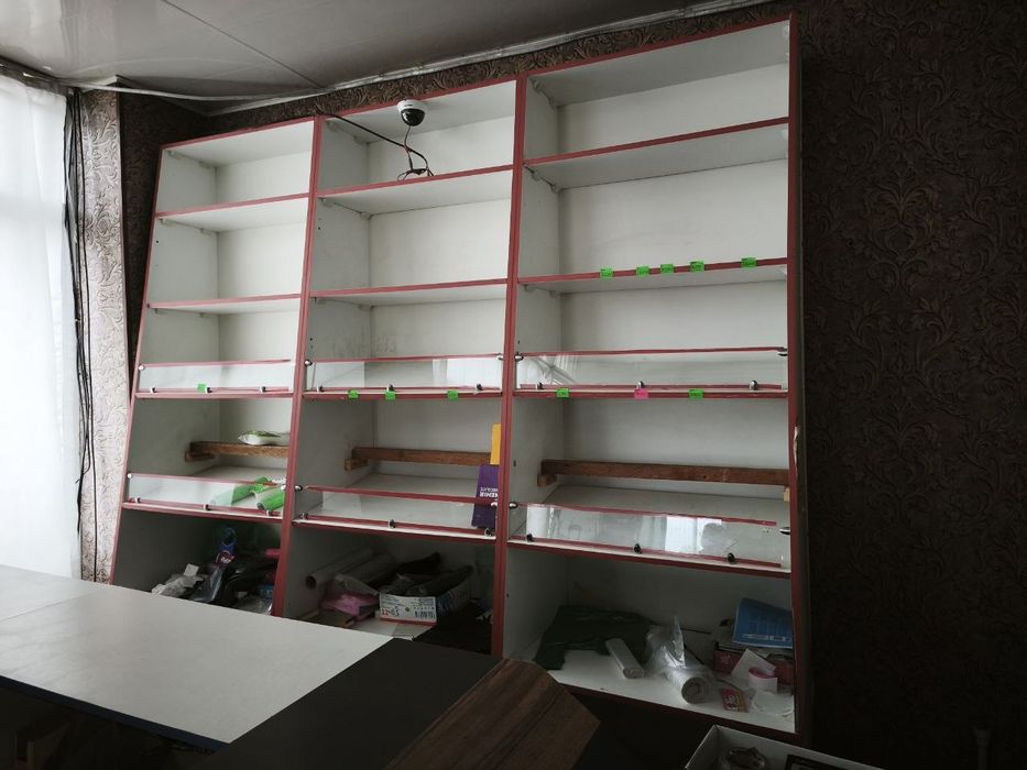 Vitrinalar  sotiladi