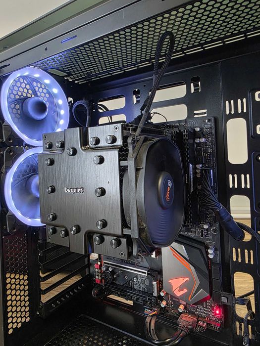 Kit Ryzen 7 5800X3D X470 Cooler Sursa Carcasa