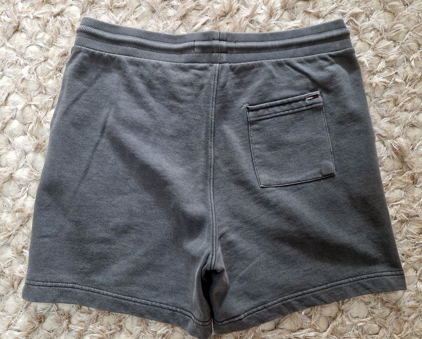 Pantalon scurt sport original Tommy Hilfiger,  noi cu etichetă