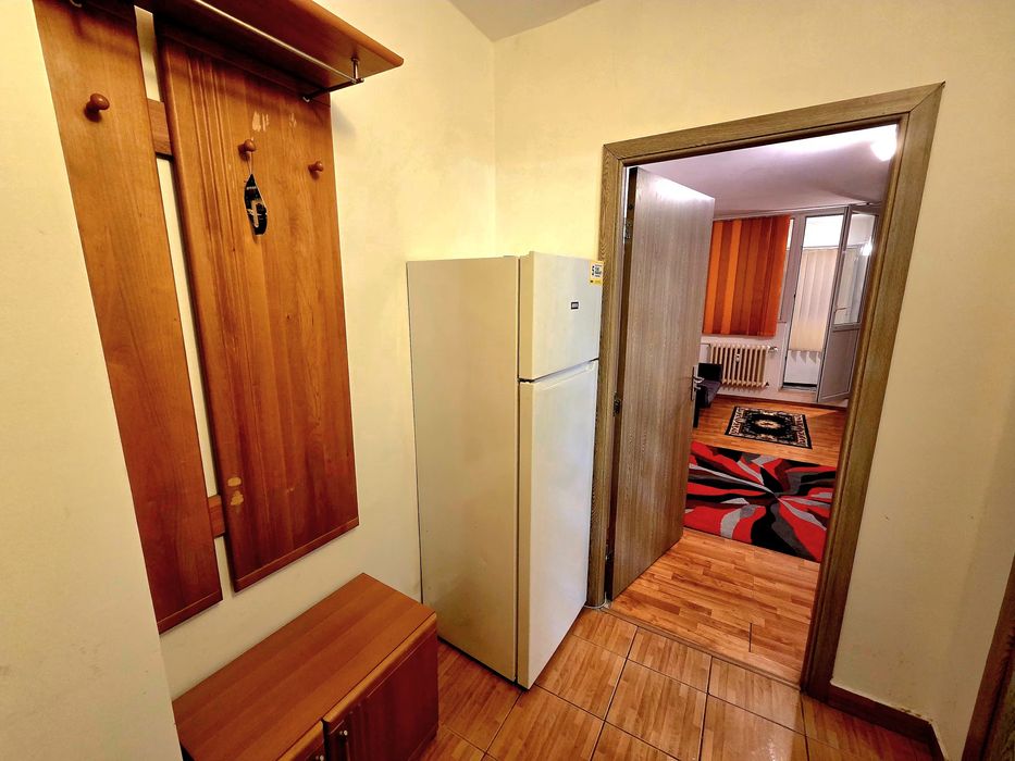 Garsoniera de închiriat