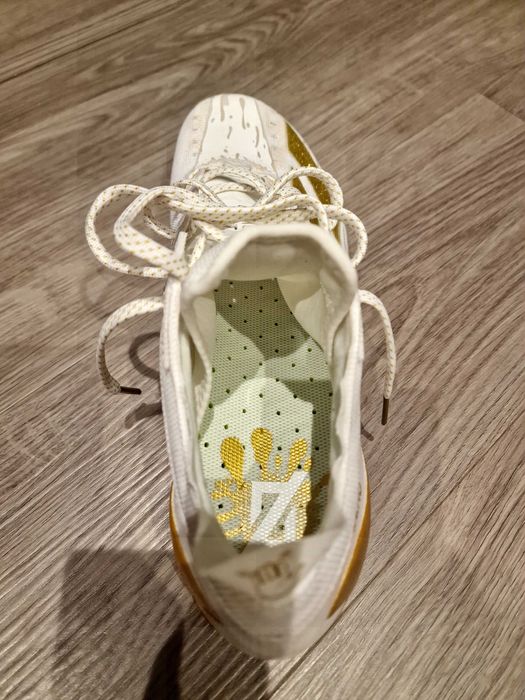 Футболно обивки Adidas Adizero