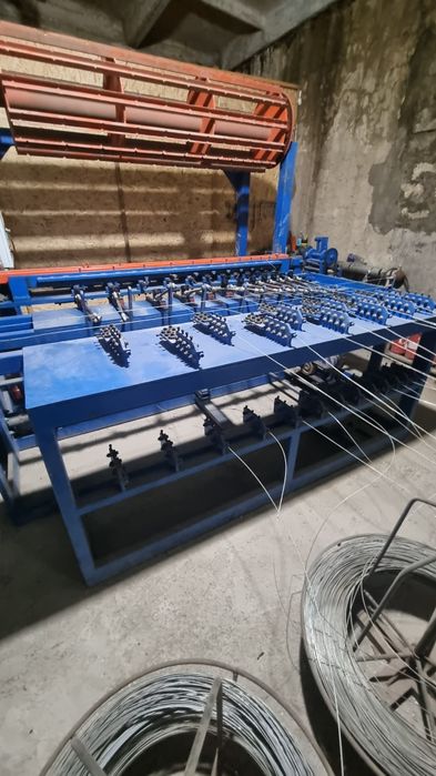 Станок по производству шарнирной сетки