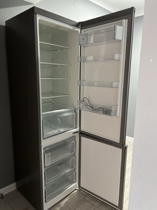 Продам холодильник Bosch