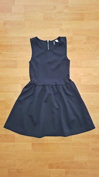 Малки черни рокли 2 модела