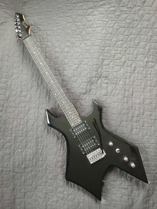 Електрически китари/ басове/